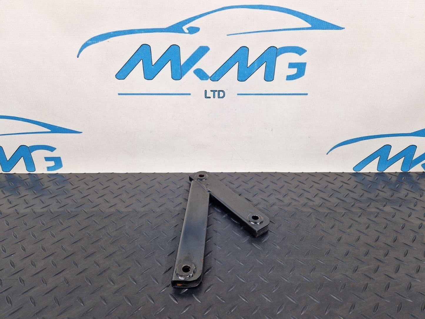 14-23 MERCEDES BENZ VITO W447 GENUINE FRONT AXLE CARRIER STRUT A4476200085
