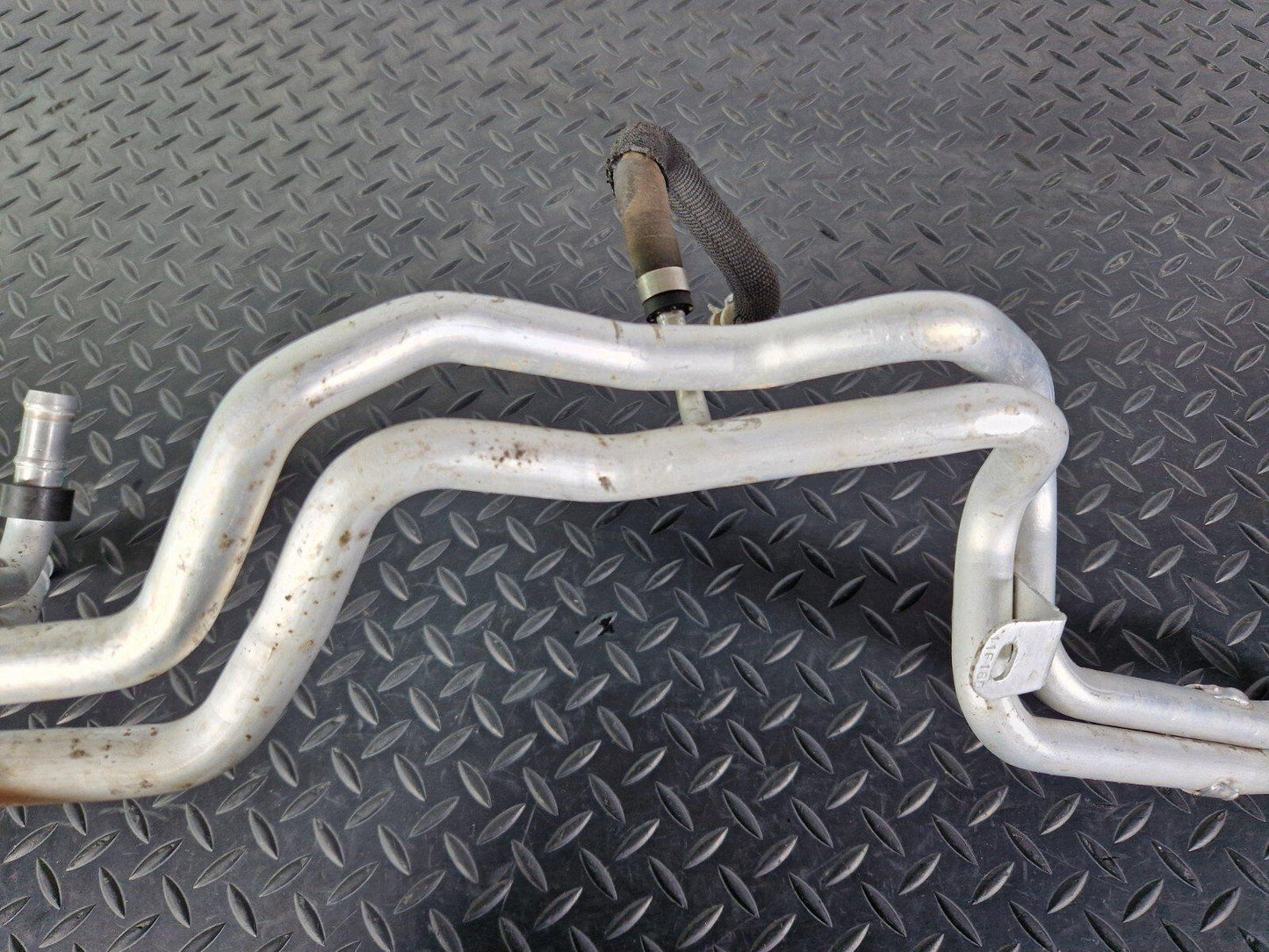 18-ON MERCEDES BENZ A CLASS W177 OEM ENGINE WATER COOLANT PIPE HOSE A2475063000