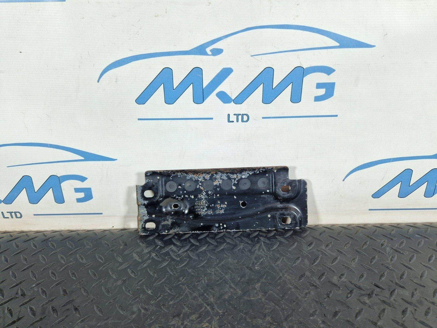 17-24 AUDI S5 F5 GENUINE MUFFLER MOUNT BRACKET PLATE 8W0803183A
