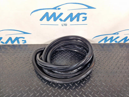 BMW 2 SERIES GRAN TOURER F45 F46 REAR TAILGATE BOOTLID RUBBER SEAL 7474443