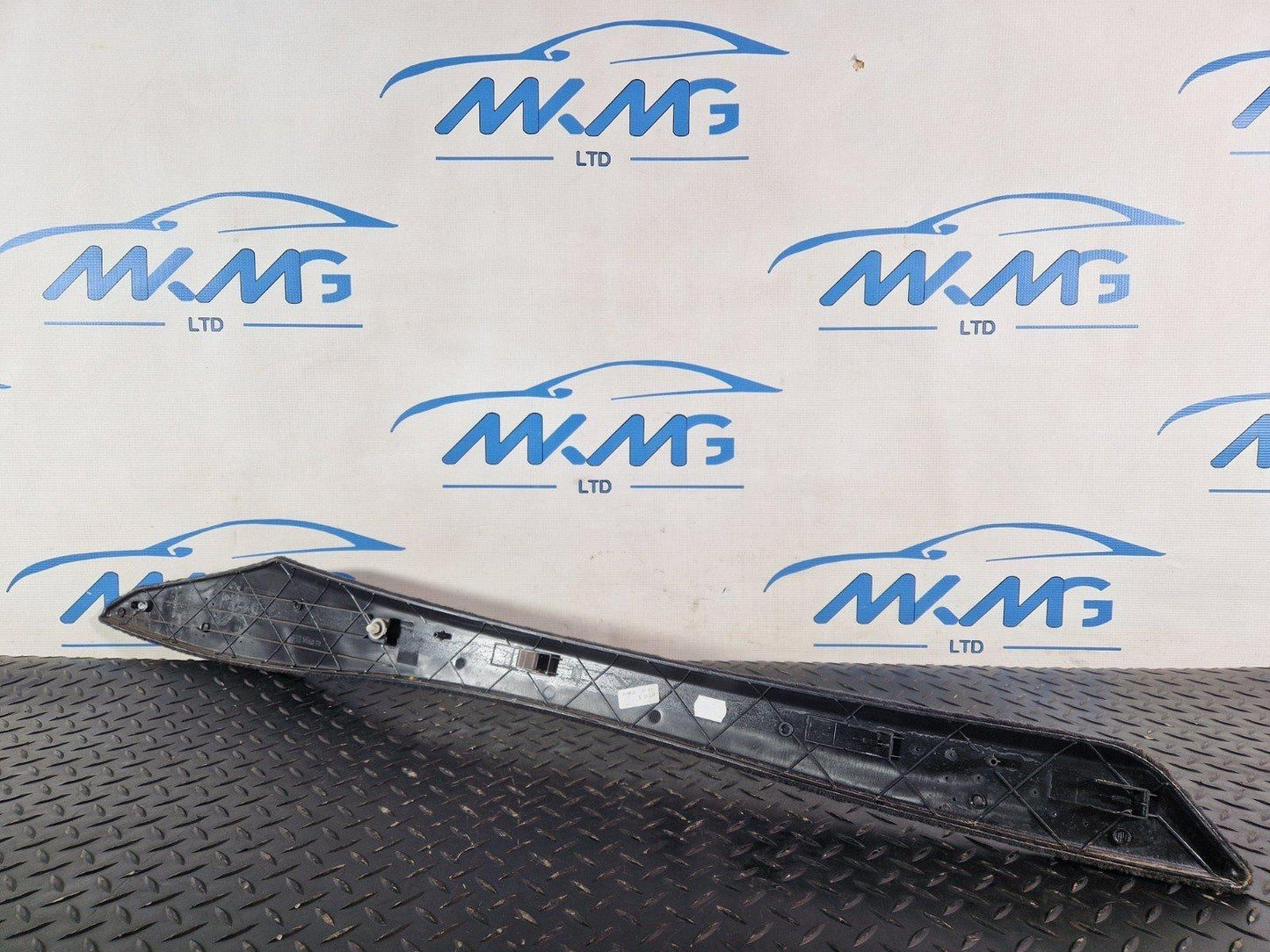 11-18 BMW 6 SERIES F13 CENTER CONSOLE RIGHT O/S SIDE TRIM COVER 9238174