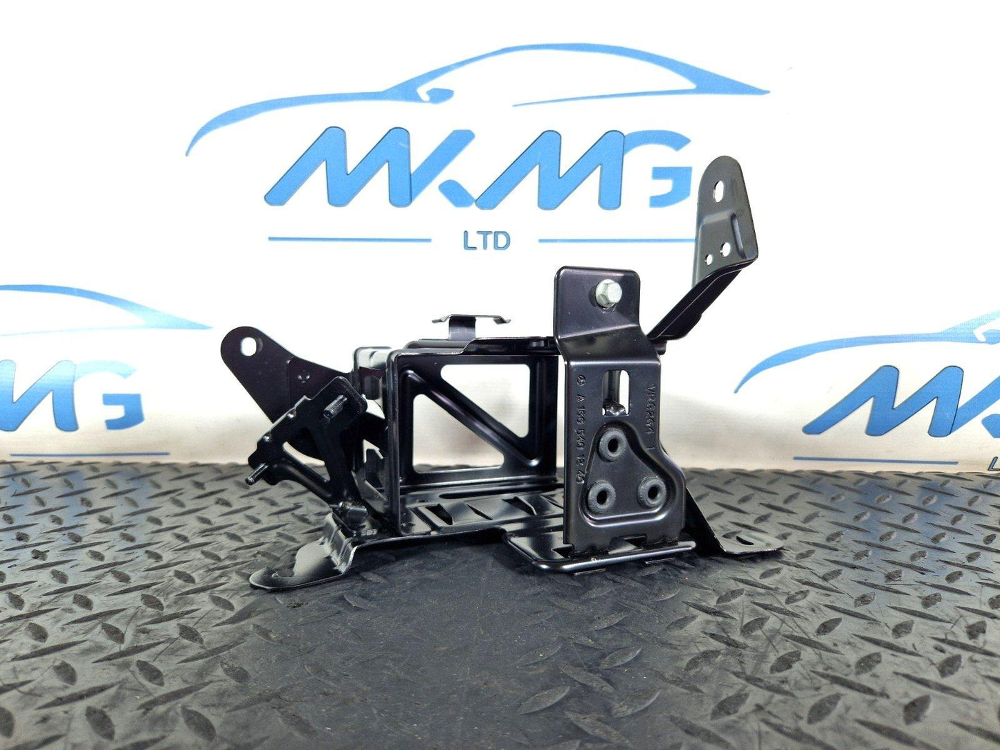 11-19 MERCEDES BENZ ML W166 GENUINE BATTERY MOUNT SUPPORT BRACKET A1665401240
