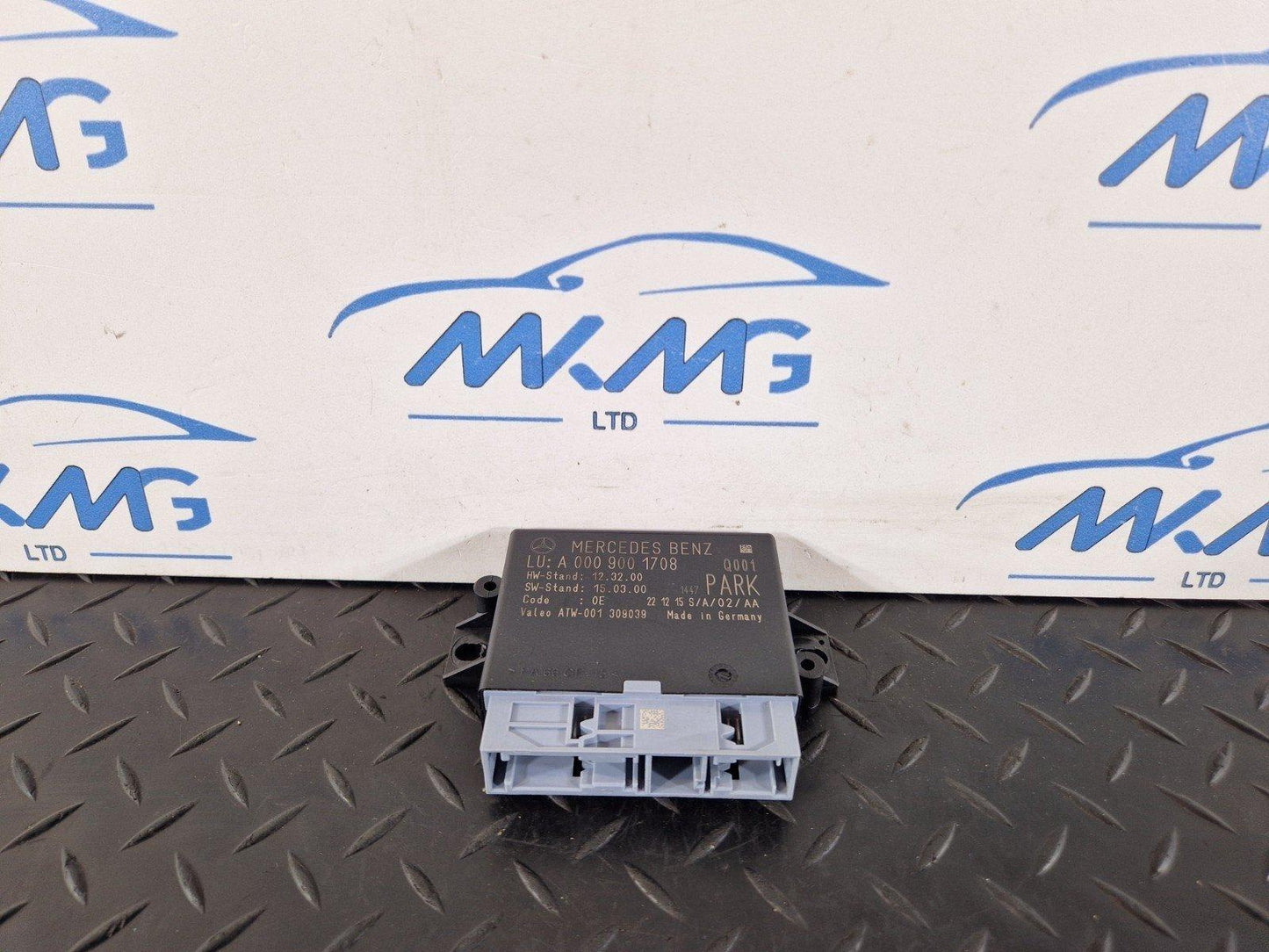 16-19 MERCEDES BENZ GLE W166 PARKING MODULE PDC SENSOR CONTROL UNIT A0009001708