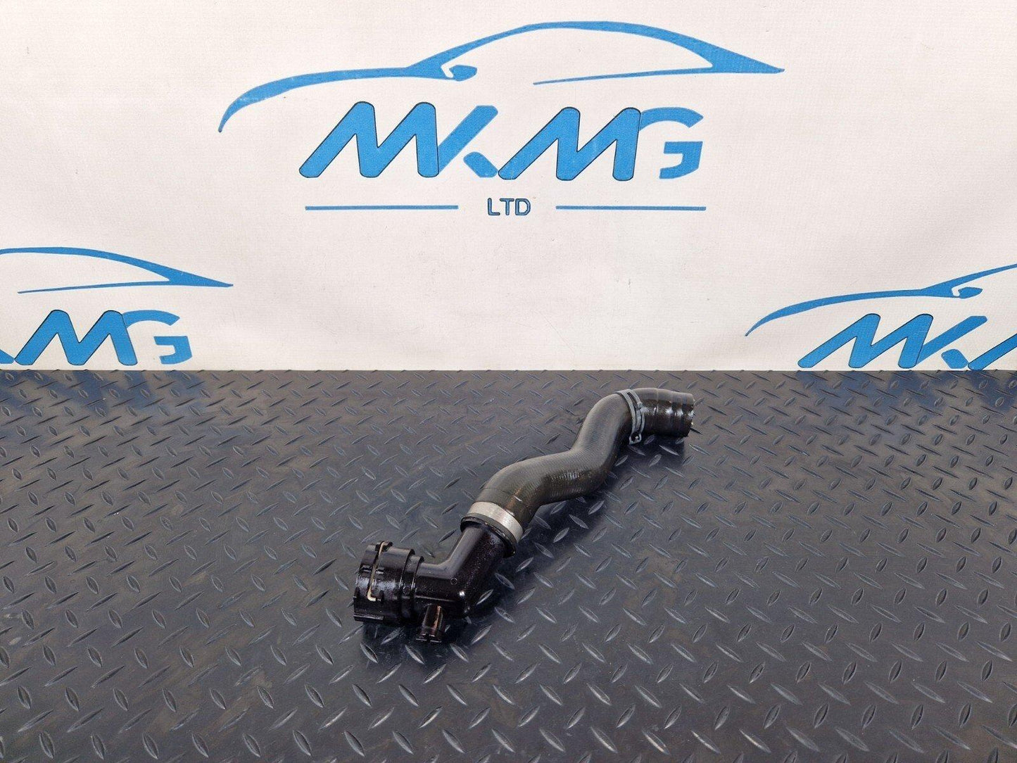 16-19 AUDI A4 B9 GENUINE OEM WATER COOLANT PIPE HOSE 8W0122293H