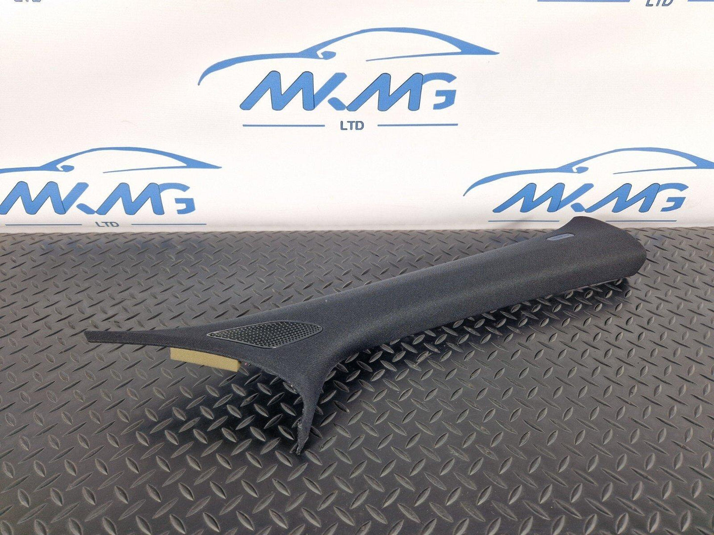 19-ON MERCEDES BENZ B CLASS W247 GENUINE A-PILLAR TRIM A2476900200