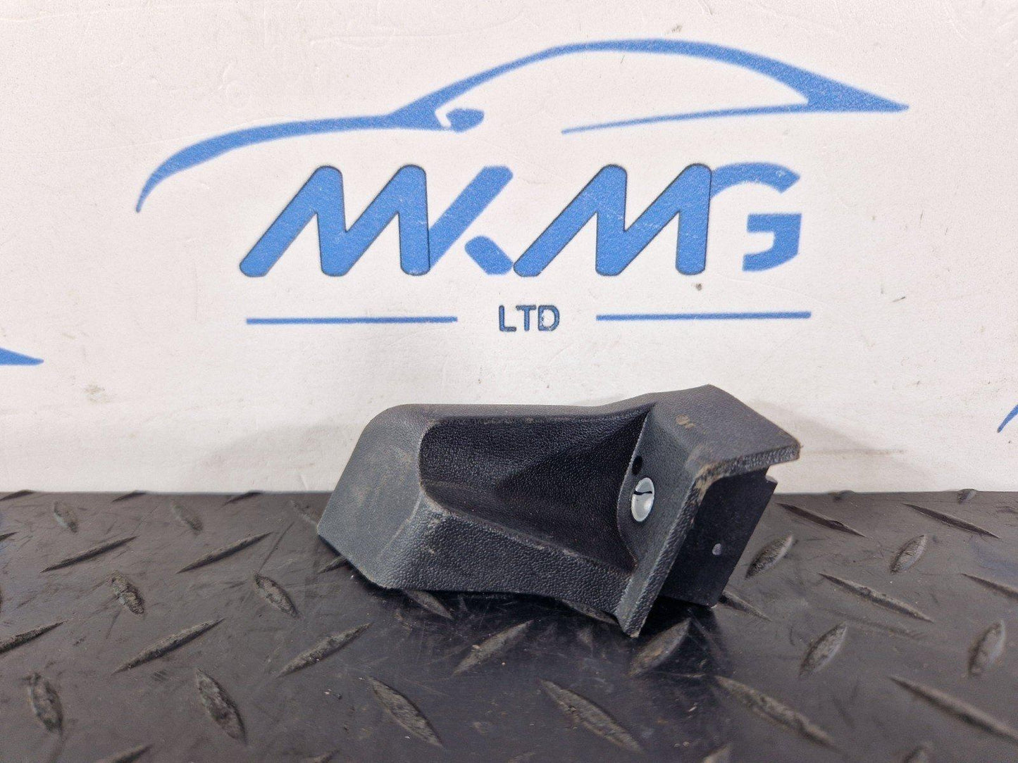 AUDI A5 F5 SPORTBACK S-LINE GENUINE FRONT RIGHT SIDE FENDER COVER 8W6821232A
