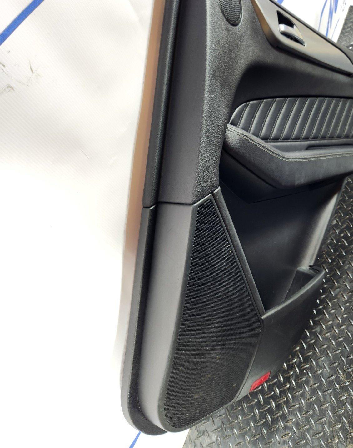 11-19 MERCEDES BENZ ML W166 GENUINE REAR RIGHT O/S/R LEATHER DOOR CARD PANEL