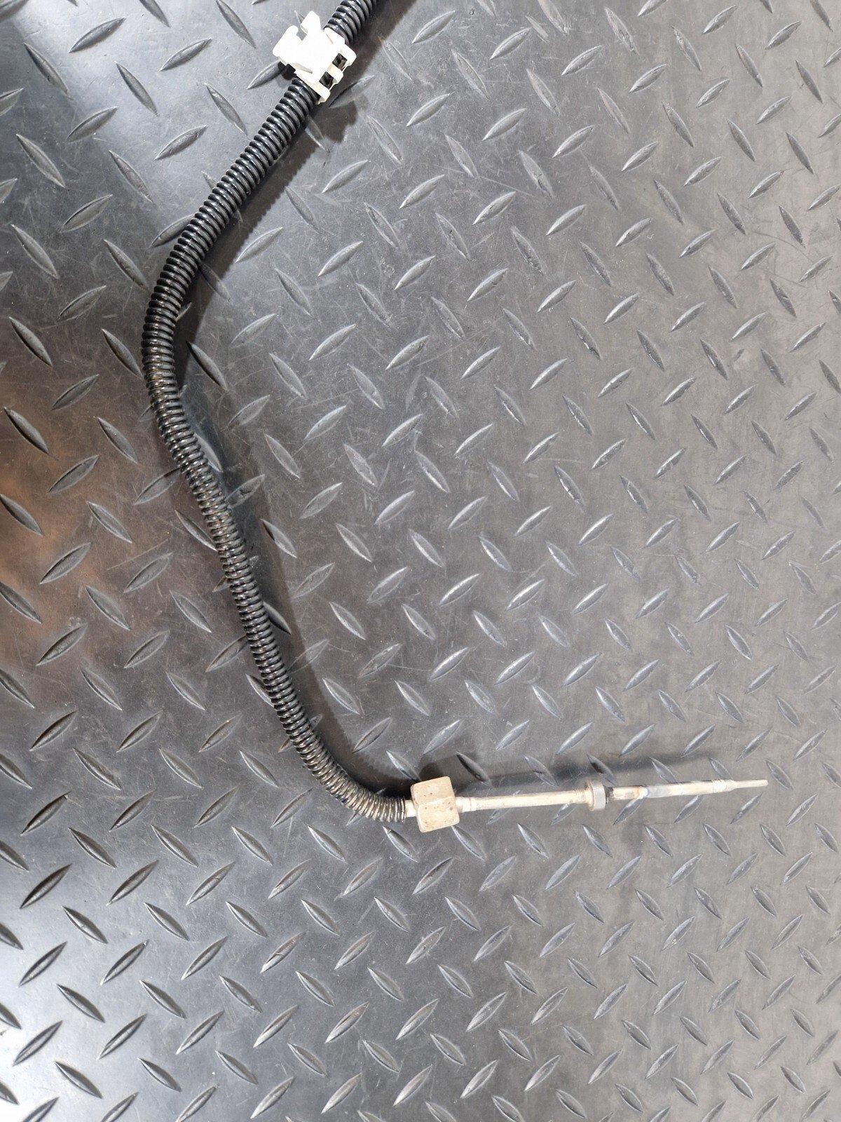 14-21 MERCEDES BENZ W205 OEM EXHAUST GAS TEMPERATURE SENSOR A0009059705
