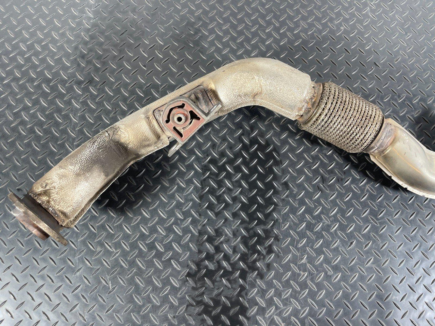 16-19 AUDI A4 B9 2.0TDI GENUINE EXHAUST FLEXI DOWN PIPE 8W0253300AN