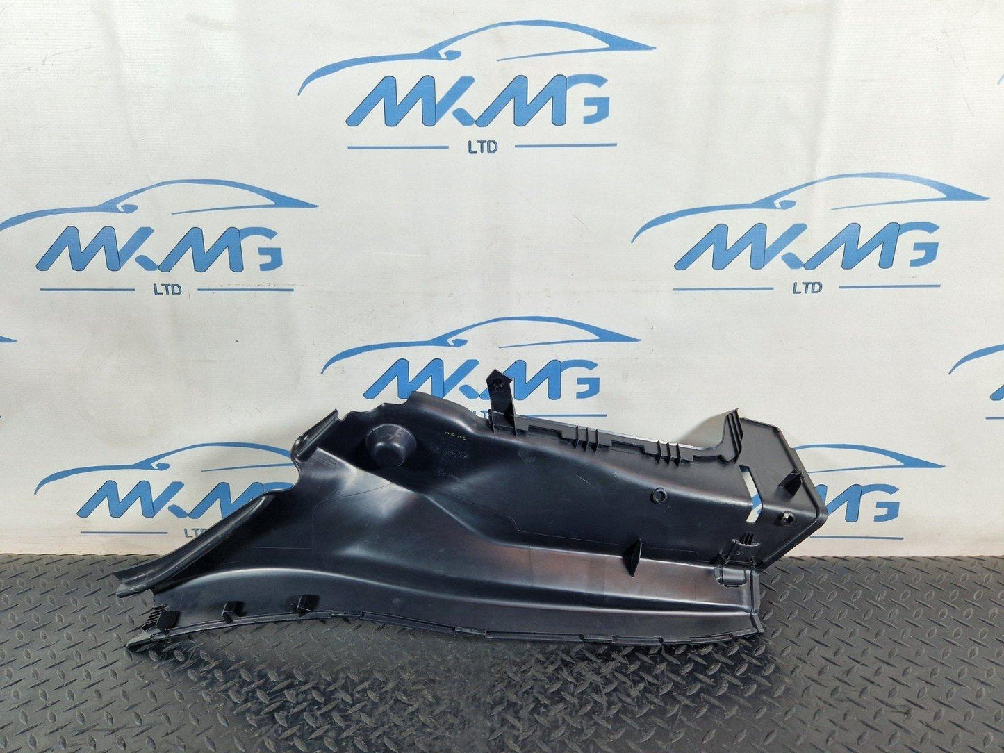 13-19 MERCEDES BENZ CLA C117 DRIVER SIDE REAR PILLAR DOOR TRIM A1176901225