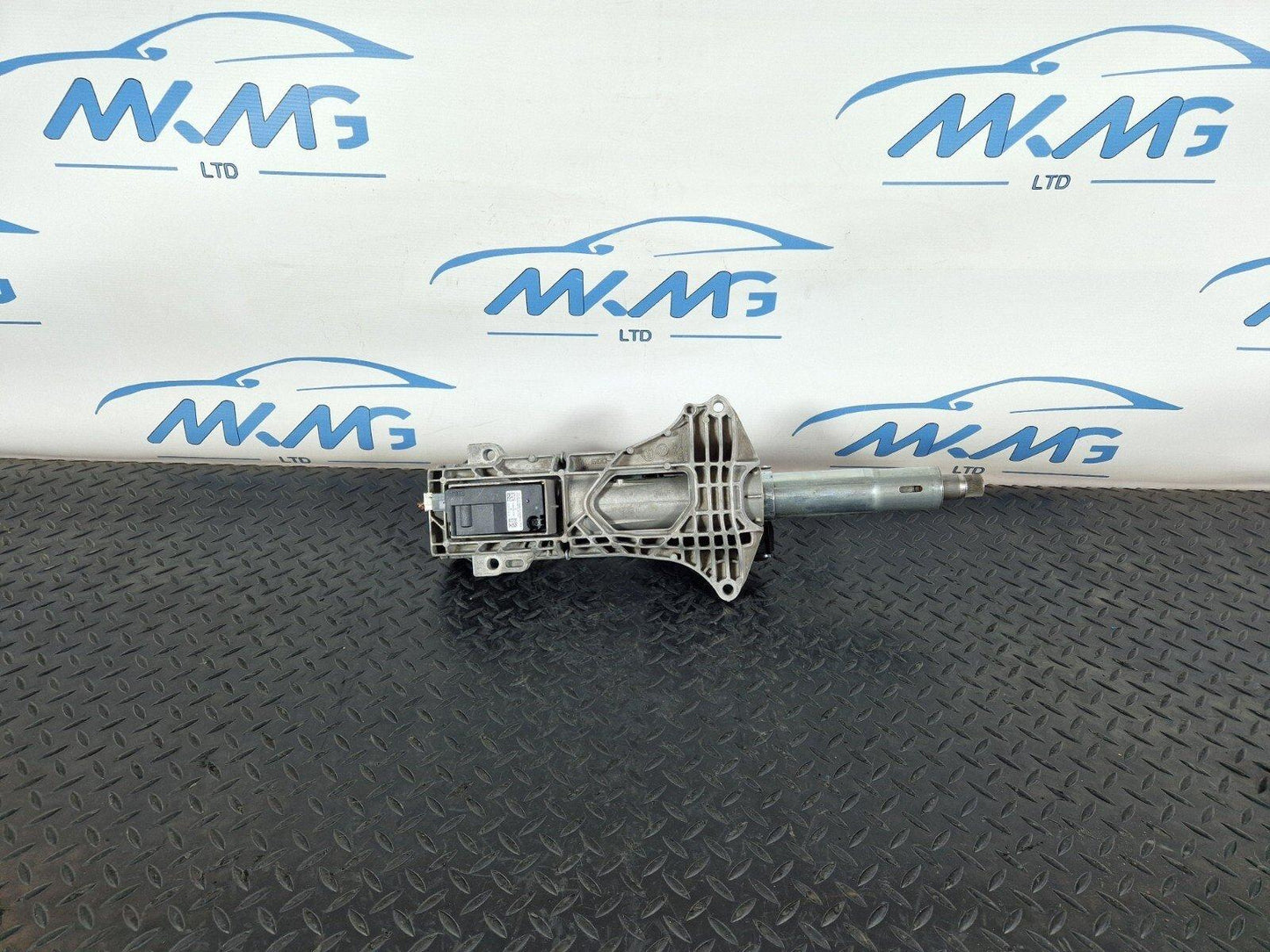 14-19 MERCEDES BENZ GLA X156 GENUINE OEM STEERING COLUMN A2464608901