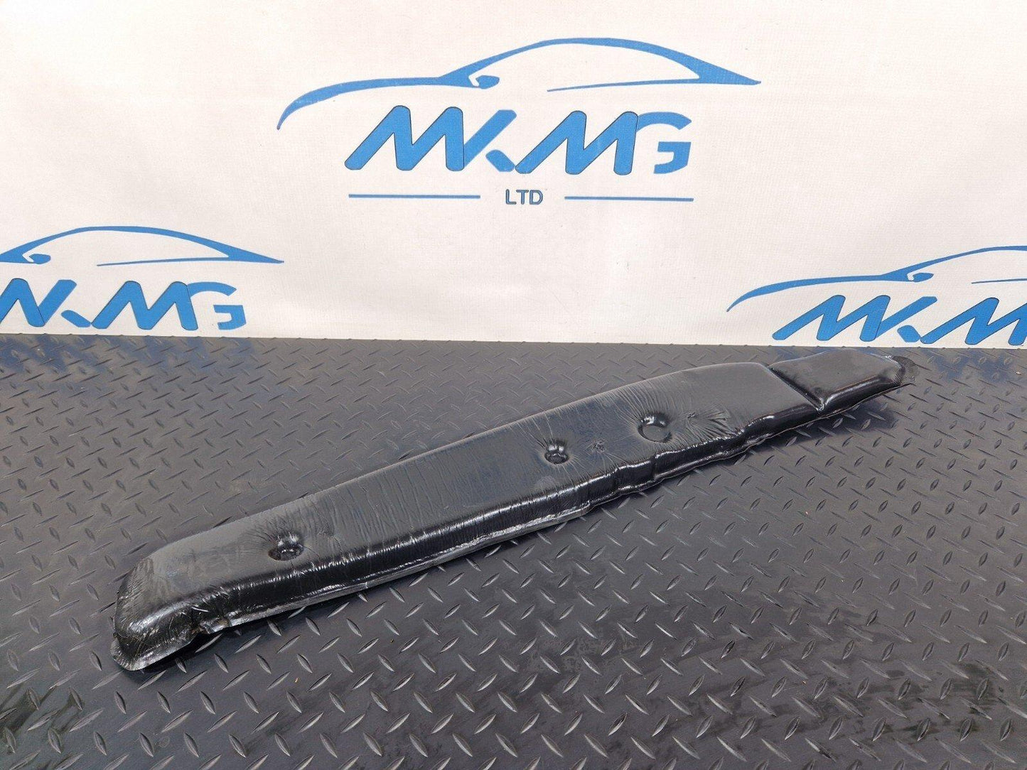 19-ON MERCEDES B CLASS W247 FRONT LEFT FENDER ABSORBER A2478850102