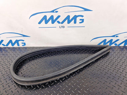16-19 AUDI A4 B9 AVANT ULTRA SE GENUINE BONNET RUBBER SEAL 8W0823723A