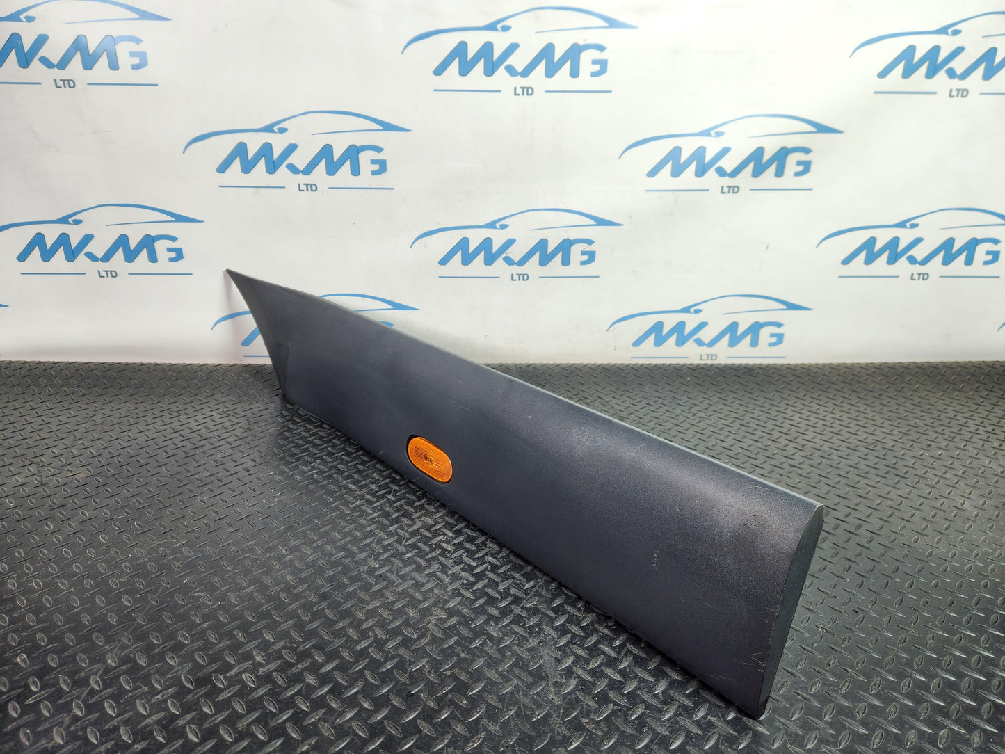 MercedesBenz Sprinter W907 Genuine Rear Right Moulding Strip Damaged A9106907200