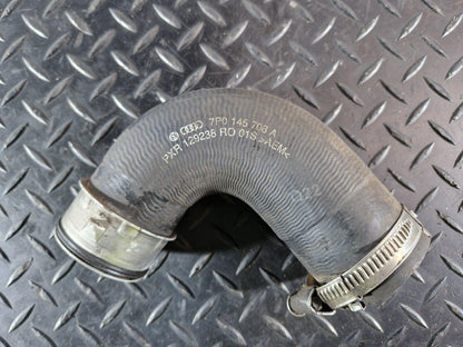 10-18 VW TOUAREG 7P GENUINE INTERCOOLER PIPE HOSE 7P0145708A