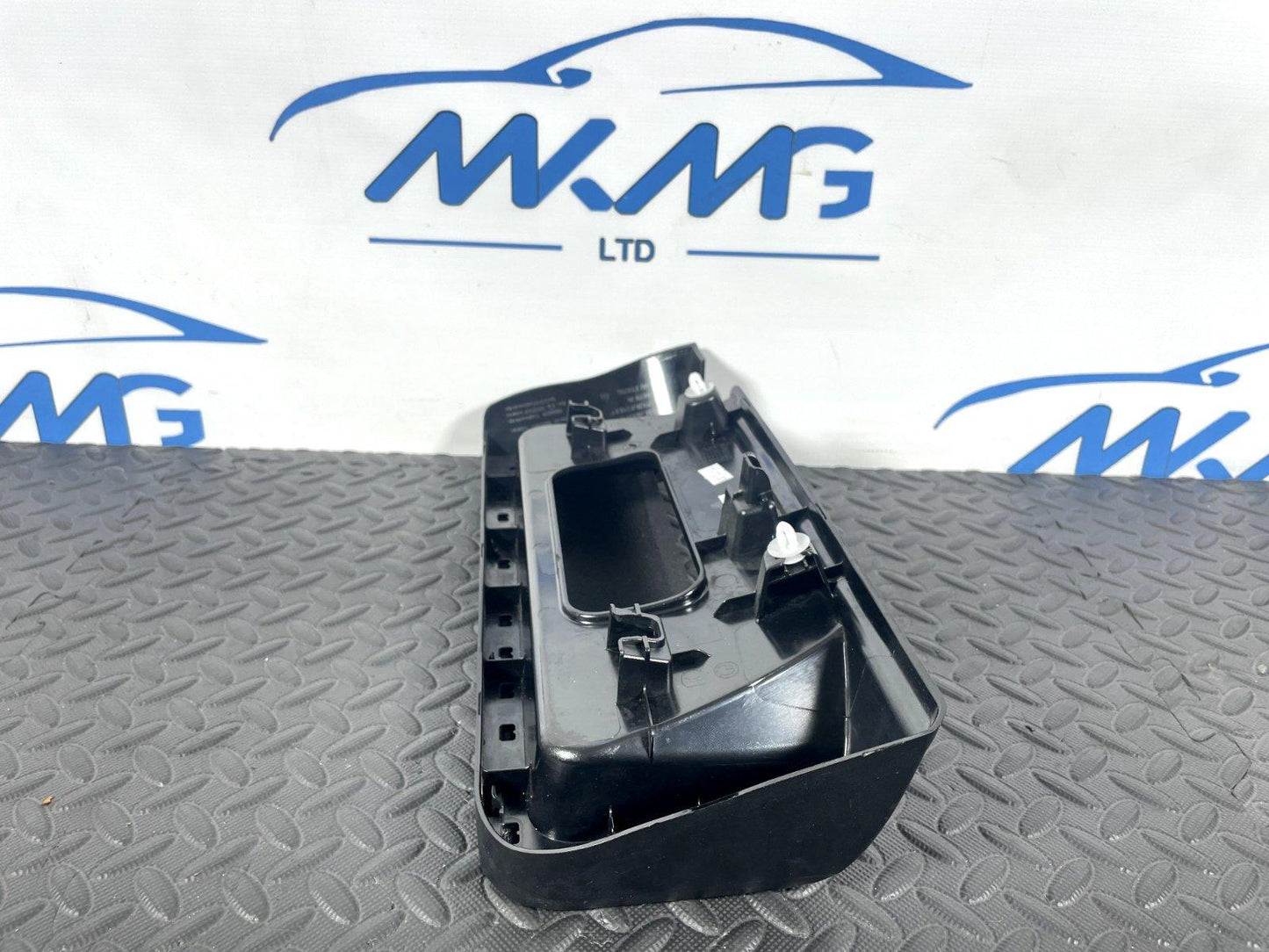 14-21 BMW 2 SERIES GRAN TOURER F45 F46 REAR LEFT MIDDLE SEAT POCKET 7360295