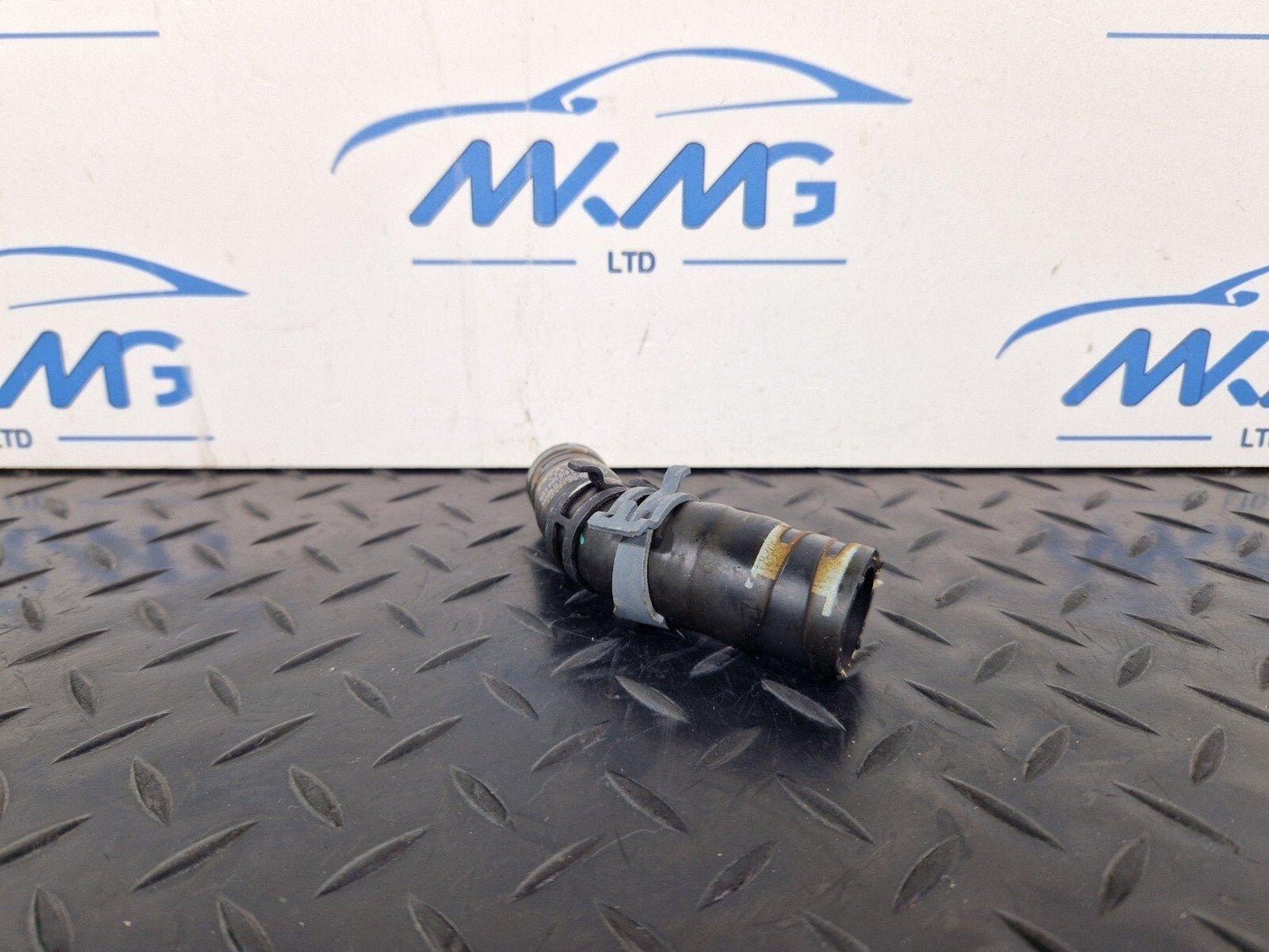 16-19 AUDI A4 AVANT B9 S-LINE OEM WATER COOLANT PIPE 8W0819376E