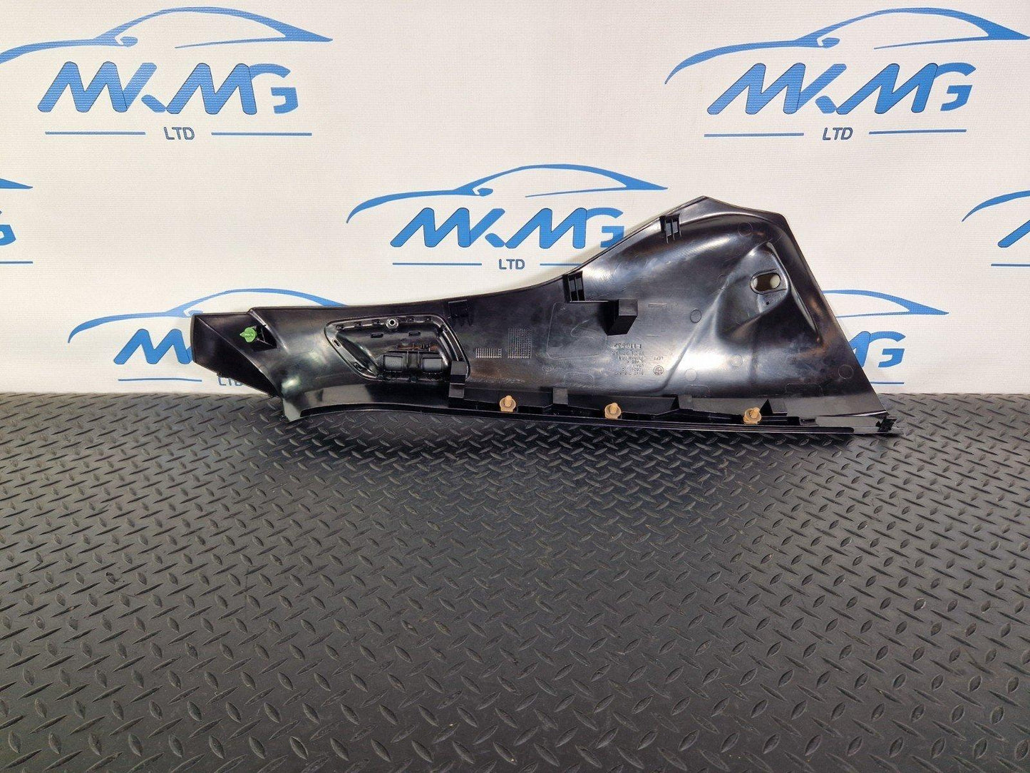 10-13 BMW X5 E70 LCI GENUINE REAR LEFT N/S D PILLAR TRIM PANEL 7154837