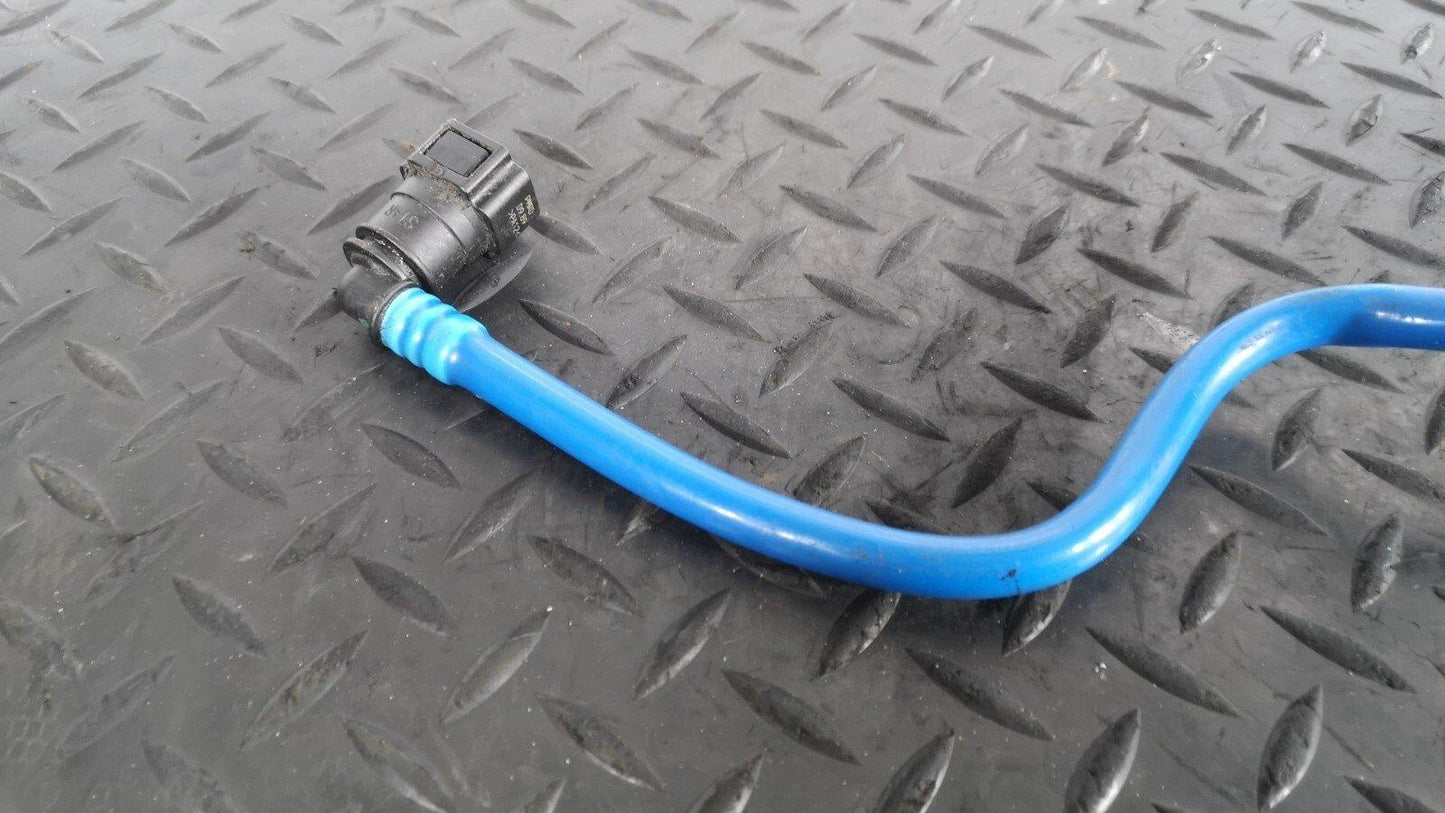 16-19 AUDI A4 B9 S-LINE GENUINE 2.0TDI SALOON FUEL RETURN PIPE 8W0201220