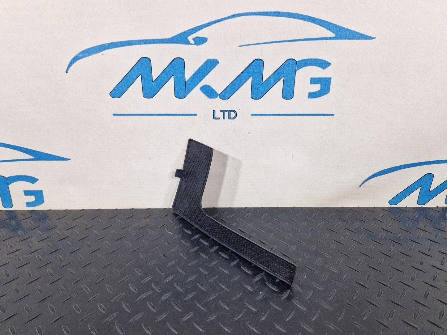 16-19 AUDI A4 AVANT B9 S-LINE OEM CENTRE CONSOLE RUBBER INSERT 8W0863301B