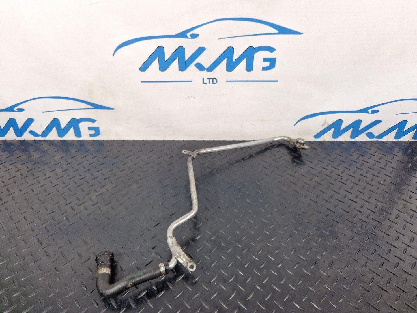 12-18 BMW 3 SERIES F30 F31 TURBOCHARGER COOLANT FEED LINE FLOW PIPE 8516591
