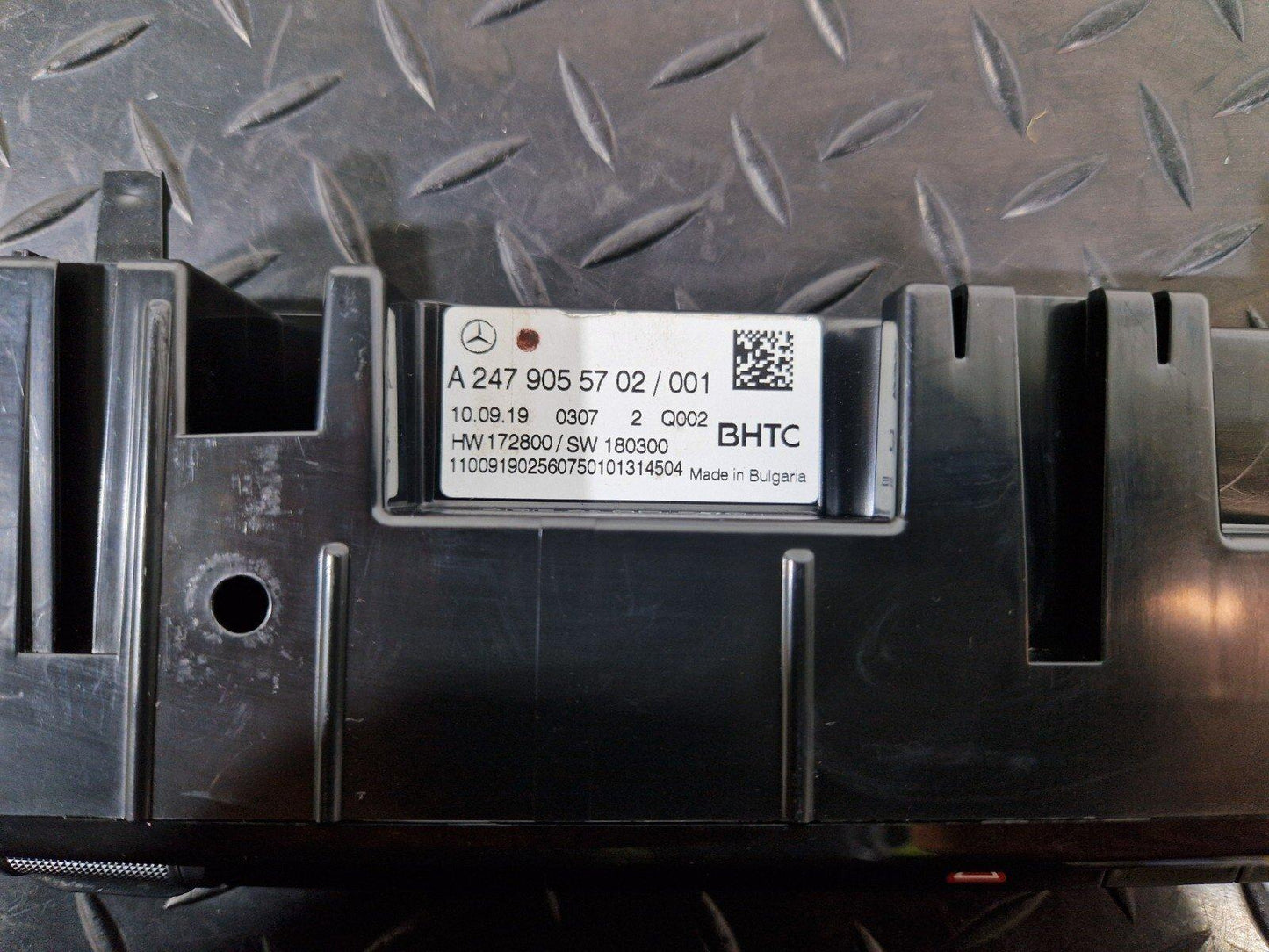 18-ON MERCEDES A CLASS W177 A/C HEATER CONTROL SWITCH PANEL A2479055702