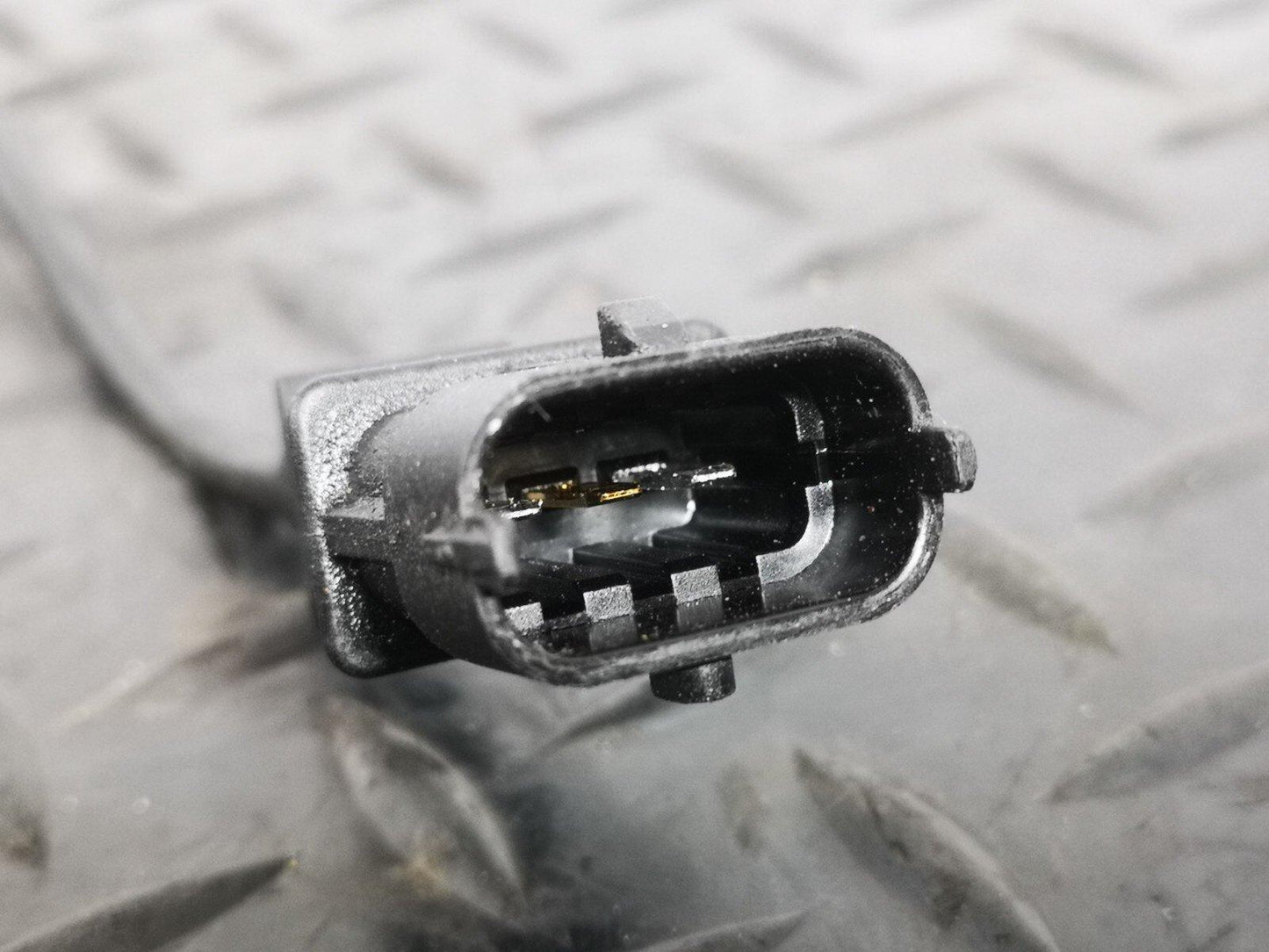 09-16 HYUNDAY 2.2 CRDI D4HB DIESEL ENGINE OIL SENSOR HARNESS 947712F000