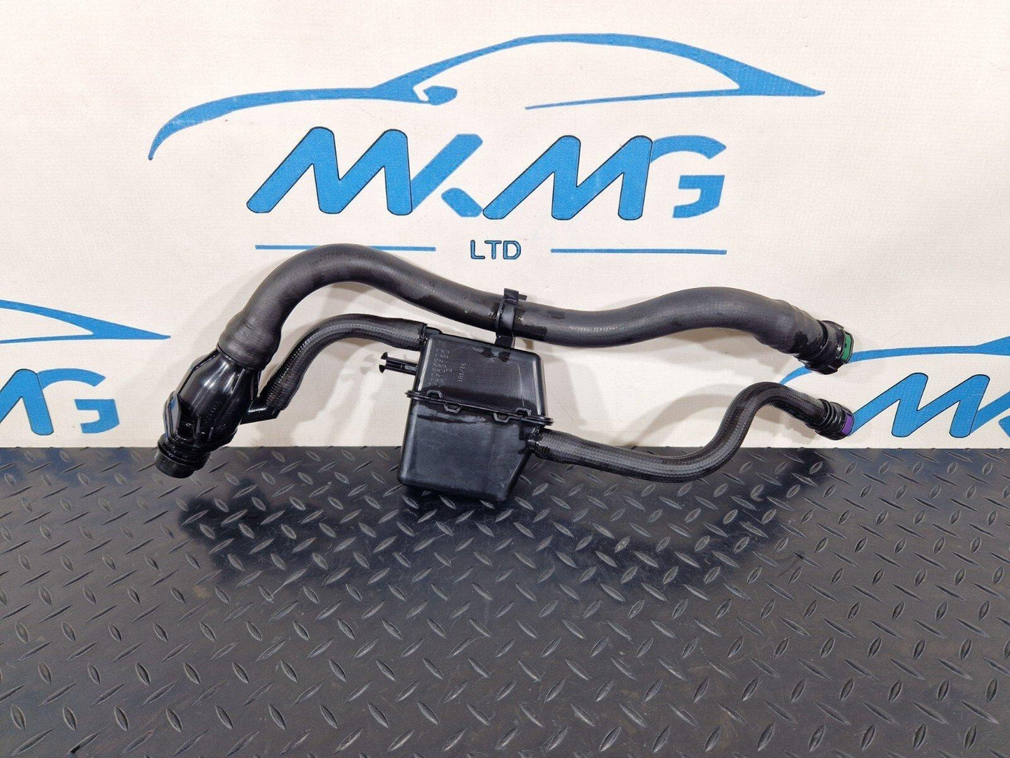 16-19 AUDI A4 AVANT B9 3.0 TDI S-LINE ADBLUE TANK FILLING HOSES 8W0131963A