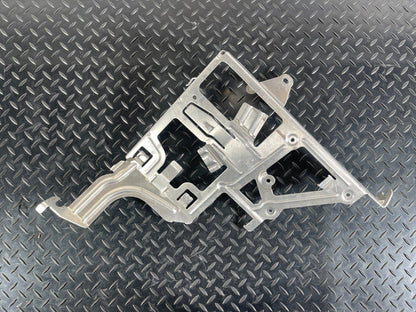 14-21 MERCEDES BENZ C350E W205 TRUNK MOUNT HOLDER BRACKET SUPPORT A2055452300