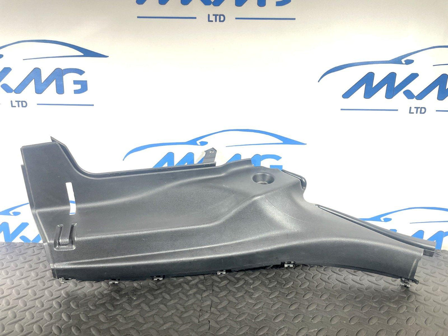 13-19 MERCEDES BENZ CLA C117 DRIVER SIDE REAR PILLAR DOOR TRIM A1176901225