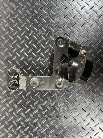 16-19 AUDI A4 B9 GENUINE  COOLANT PUMP BRACKET 8W0145896C