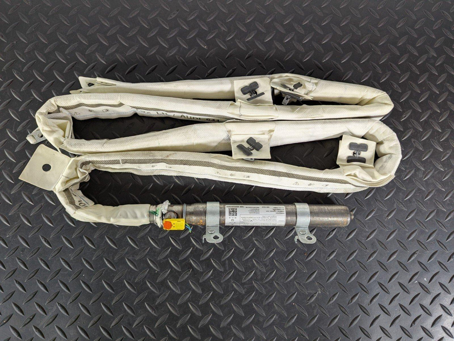10-17 AUDI A8 4H ROOF CURTAIN A!R BAG LEFT PASSENGER SIDE NEARSIDE 4H0880741E