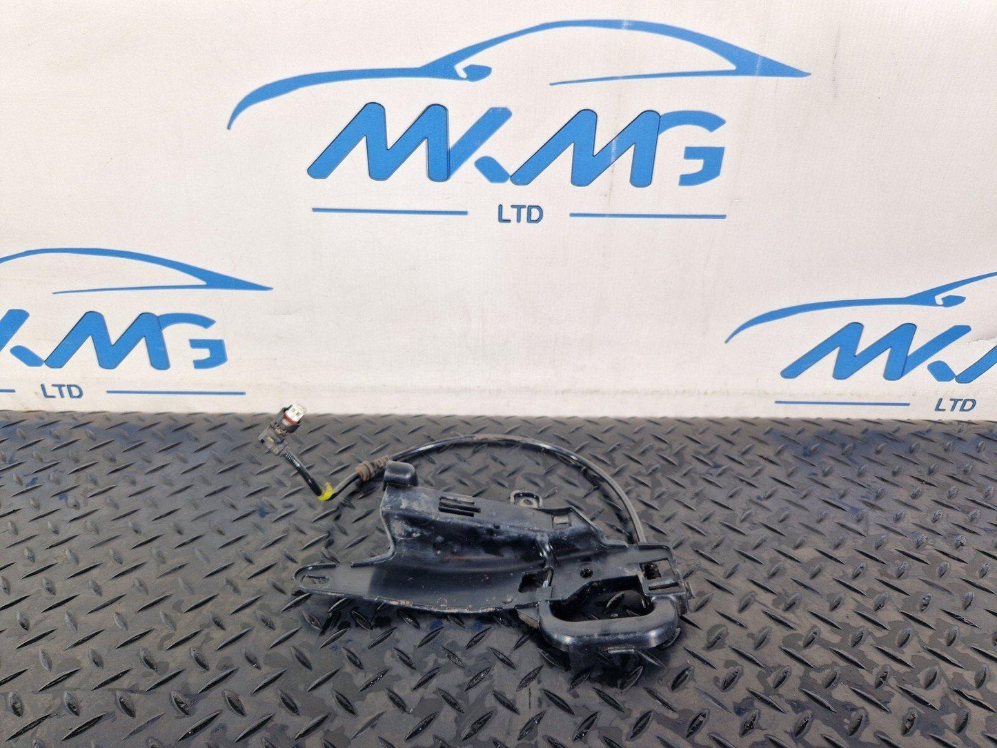 19-ON MERCEDES BENZ B CLASS W247 GENUINE FRONT LEFT ABS SPEED SENSOR A2475460300