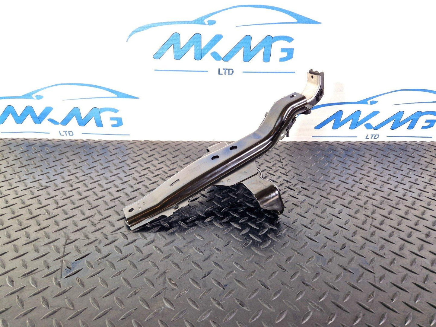 18-ON MERCEDES BENZ A CLASS W177 OEM BATTERY MOUNT HOLDER BRACKET A1776203400