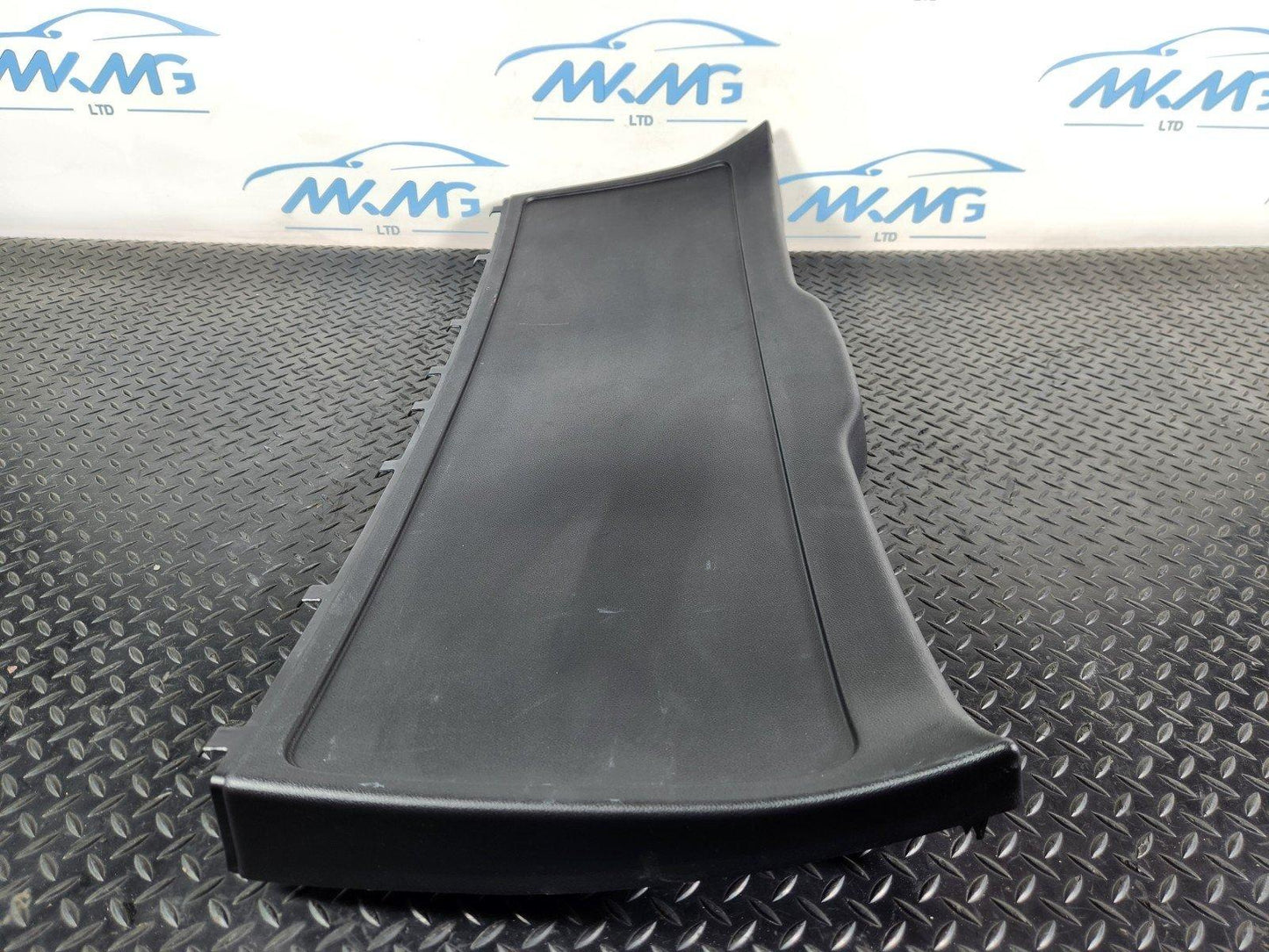 11-19 MERCEDES BENZ ML W166 TAILGATE BOOT LID INNER TRIM COVER PANEL A1667400370