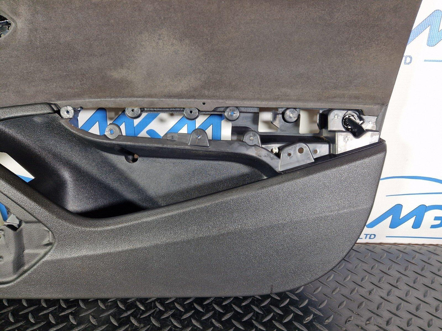 16-19 AUDI A4 B9 OEM FRONT RIGHT INTERIOR DOOR PANEL/CARD 8W0867134