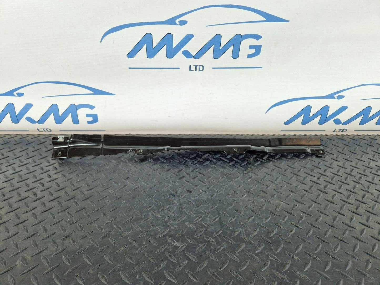 12-17 AUDI S5 CONVERTIBLE FRONT LEFT DOOR COVER TRIM 8F0809889B