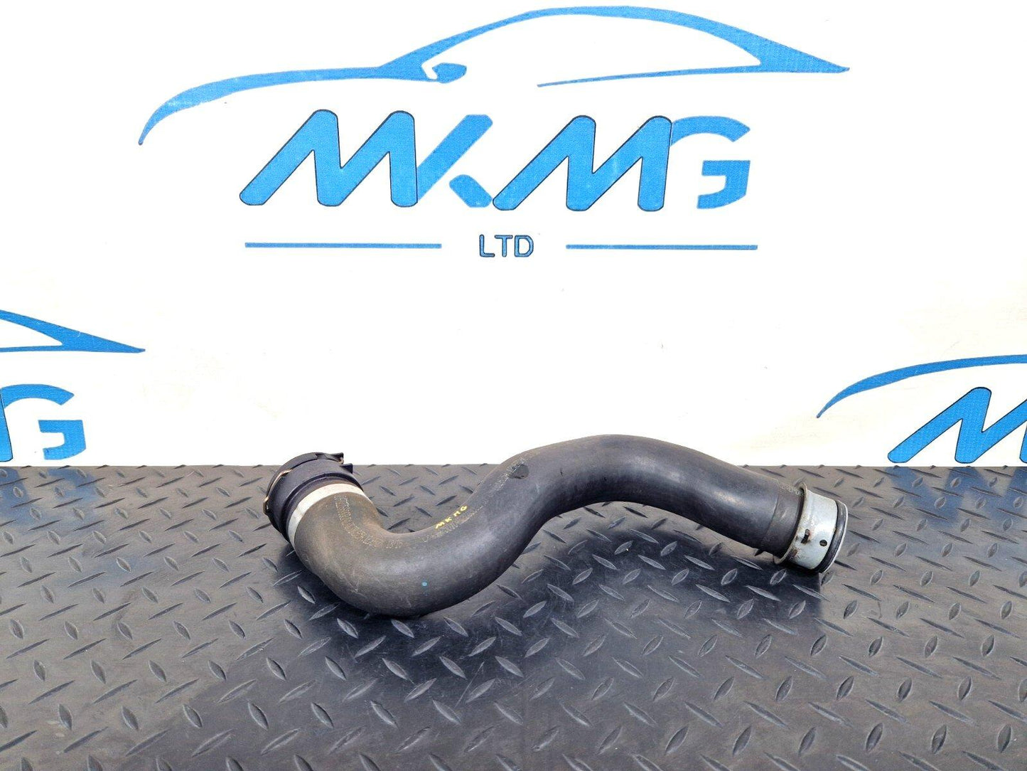 14-23 MERCEDES VITO W447 2.1d COOLANT HOSE PIPE A4475010482
