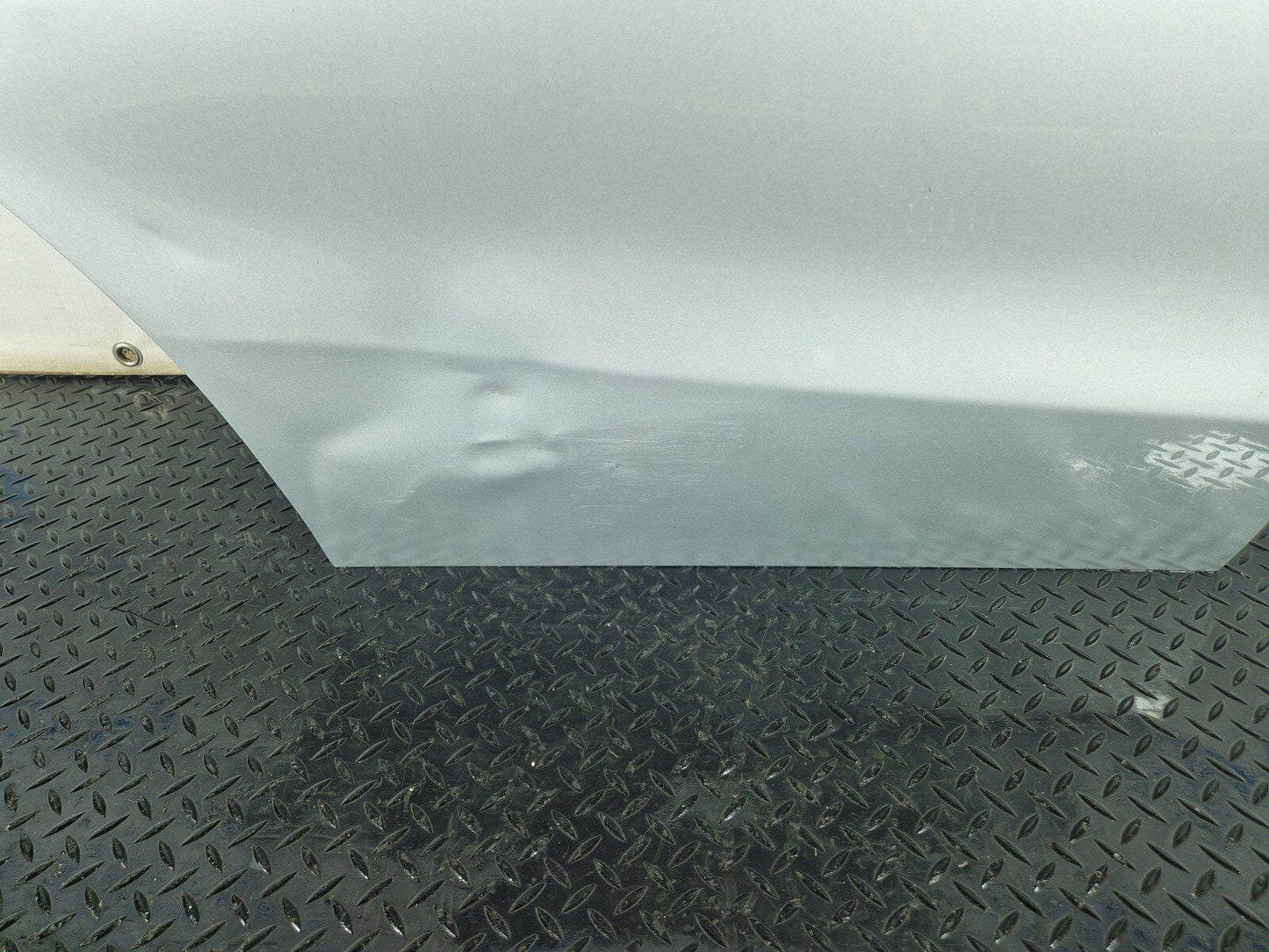 13-19 MERCEDES CLA C117 COUPE GENUINE REAR RIGHT O/S/R COMPLETE DOOR (DAMAGED)