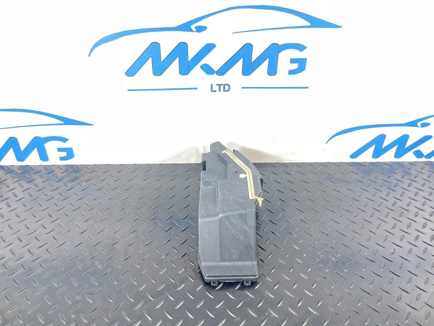 BMW 1 2 X1 X2 SERIES ECU ENGINE BOX COVER 8581751 F40 F44 F45 F46 F48 F39