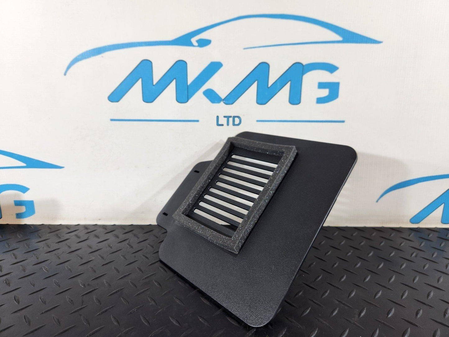 19-ON RANGE ROVER EVOQUE L551 GENUINE HVAC HEATER DUCT GRILLE K8D2-01906-BB