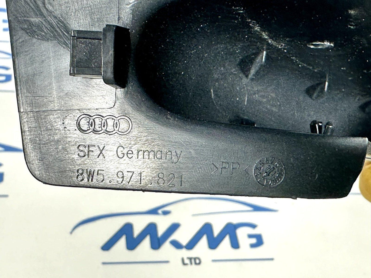 16-19 AUDI A4 B9 SALOON GENUINE REAR LEFT BOOT LID HINGE COVER 8W5971821