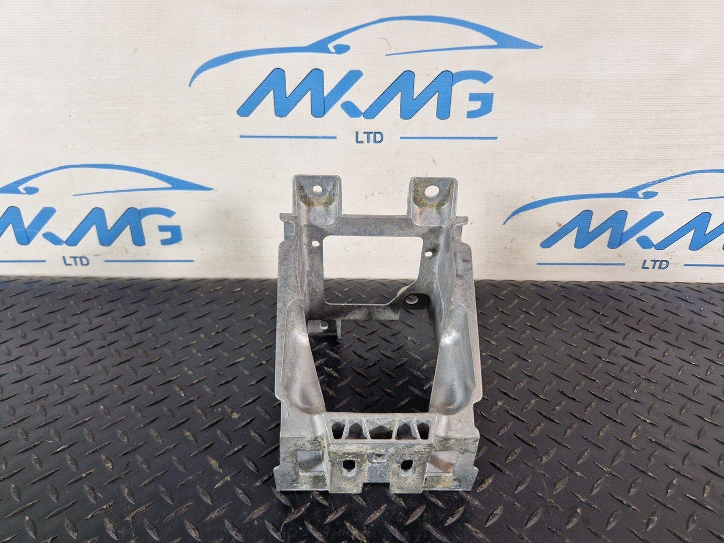 BMW 2 SERIES TOURER F45 2015 CENTRE CONSOLE BRACKET MOUNT 1269312