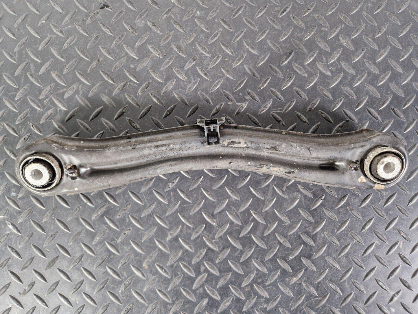 11-19 MERCEDES BENZ ML W166 OEM REAR RIGHT CONTROL ARM A1665460700HT