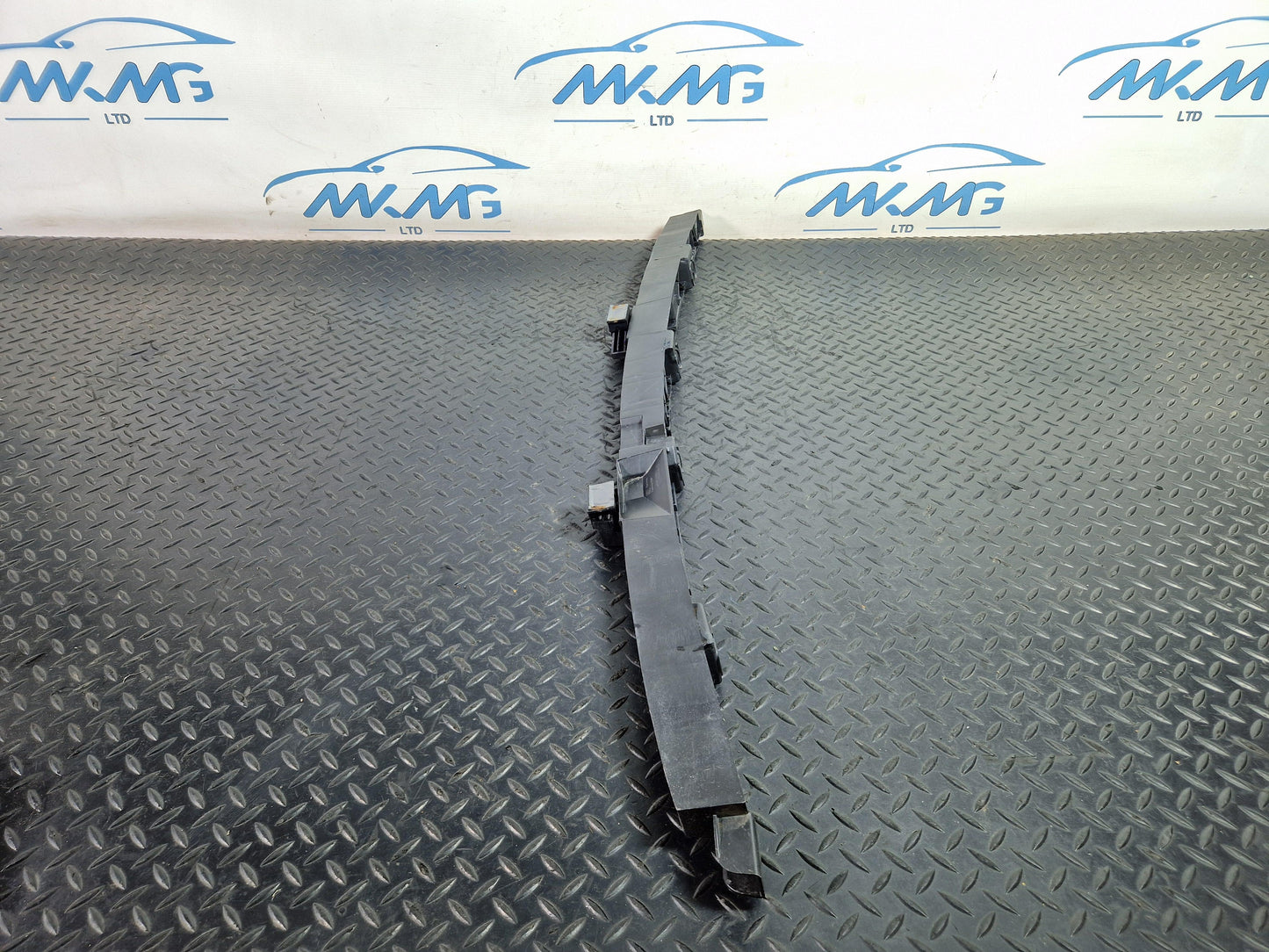 Audi A6 Allroad C7 Genuine Rear Bumper Center Holder 4G9807458D