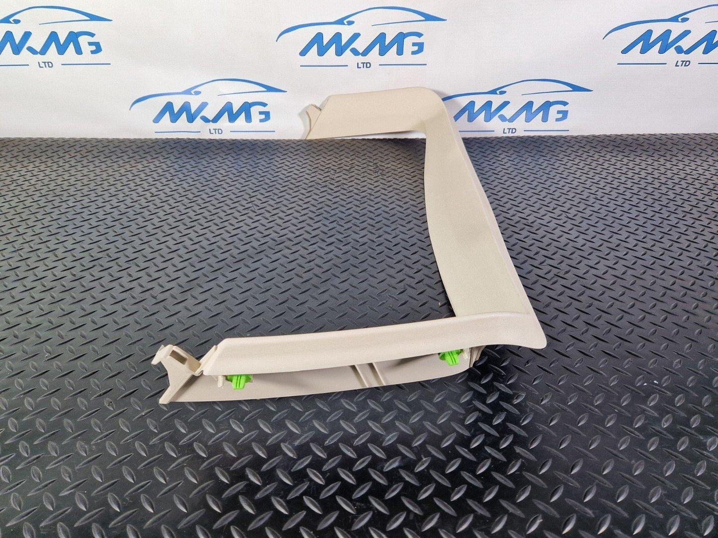 14-21 MERCEDES BENZ W205 ESTATE GENUINE OEM TAILGATE BOOT TRIM PANEL A2057400371