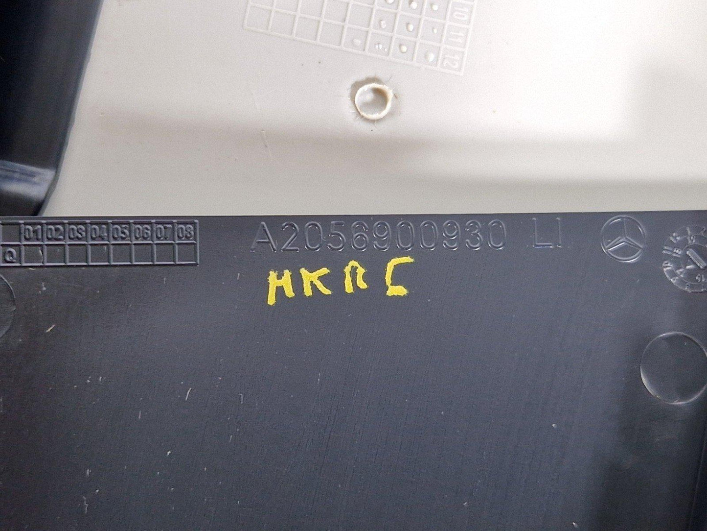 14-21 MERCEDES BENZ C300h W205 PASSENGER SIDE B PILLAR COVER A2056900930