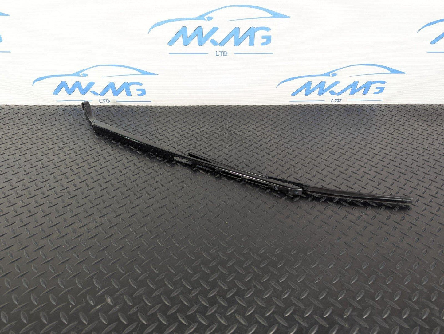 10-17 AUDI A8 4H FRONT LEFT WIPER ARM WITH BLADE 4H2955407A