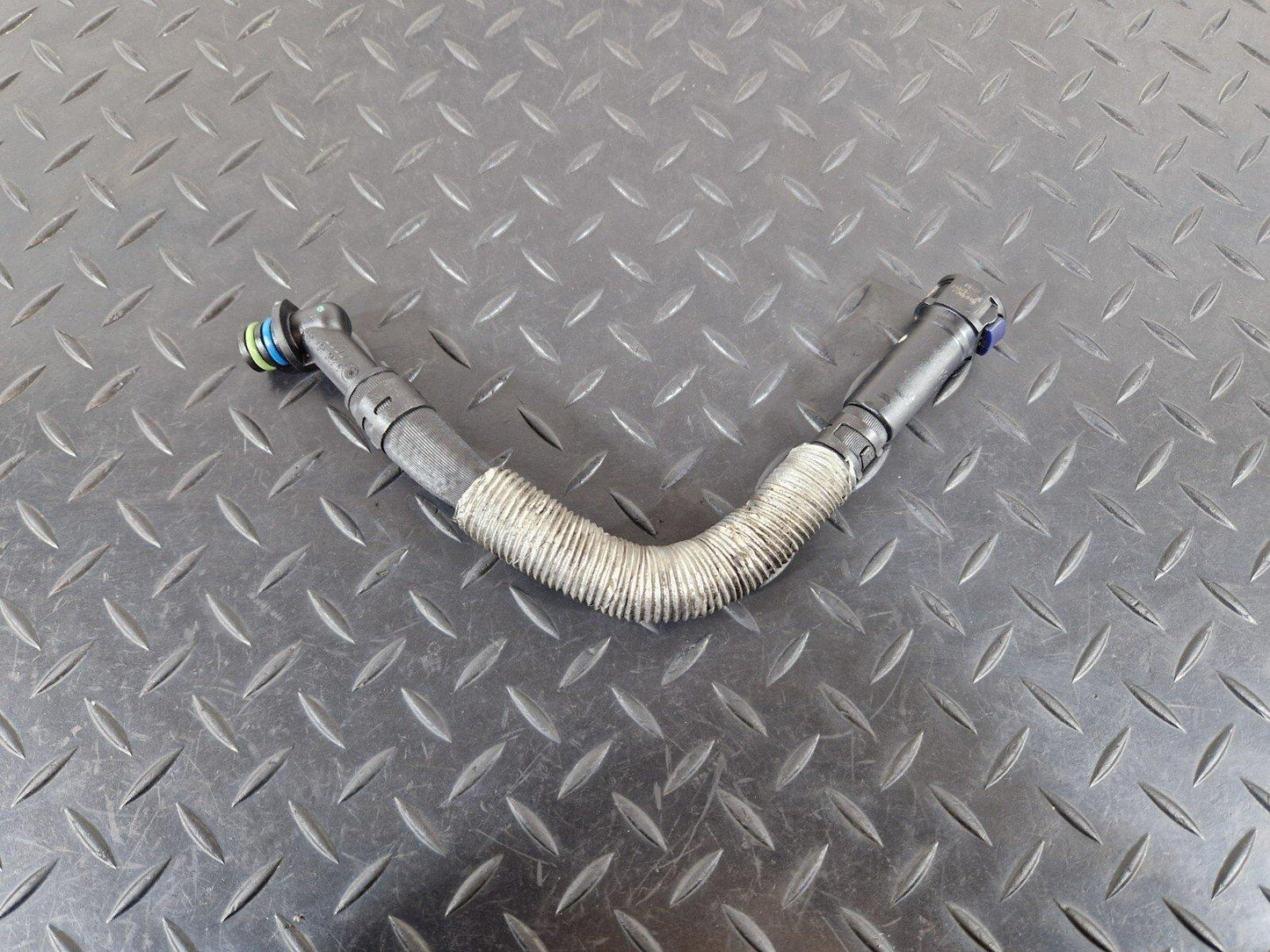 GENUINE AUDI Q8 A7 Q7 4M FUEL PIPE 059130308E