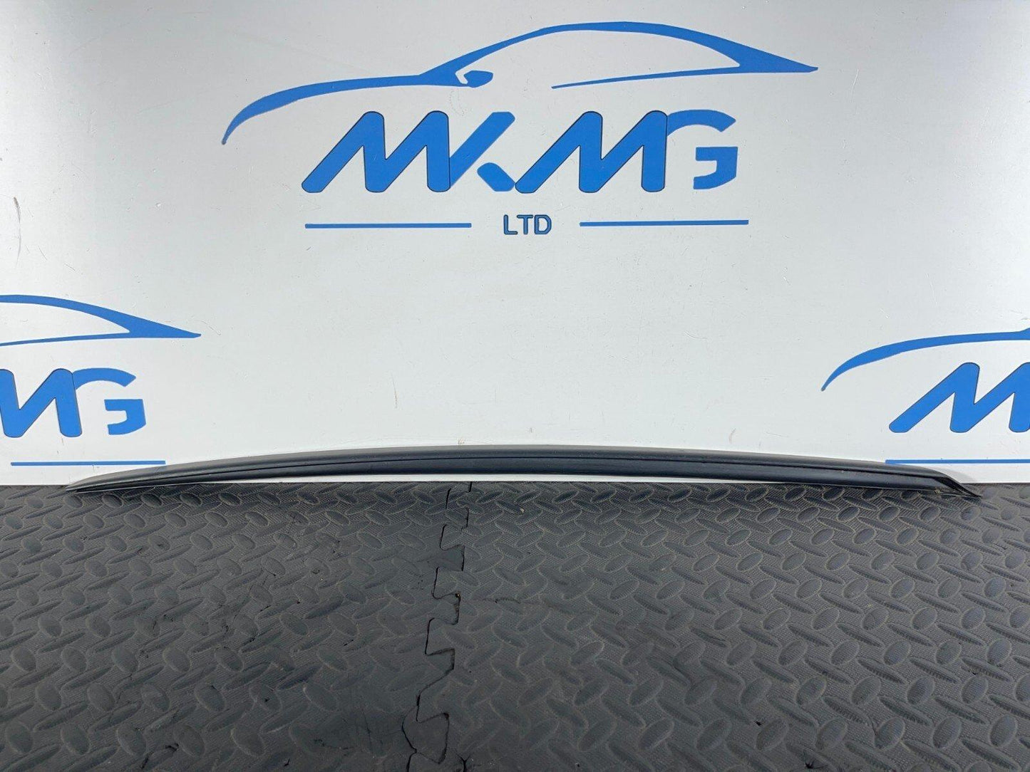 16-19 AUDI A4 B9 WINDSCREEN WEATHER STRIP MOULDING 8W0854327C